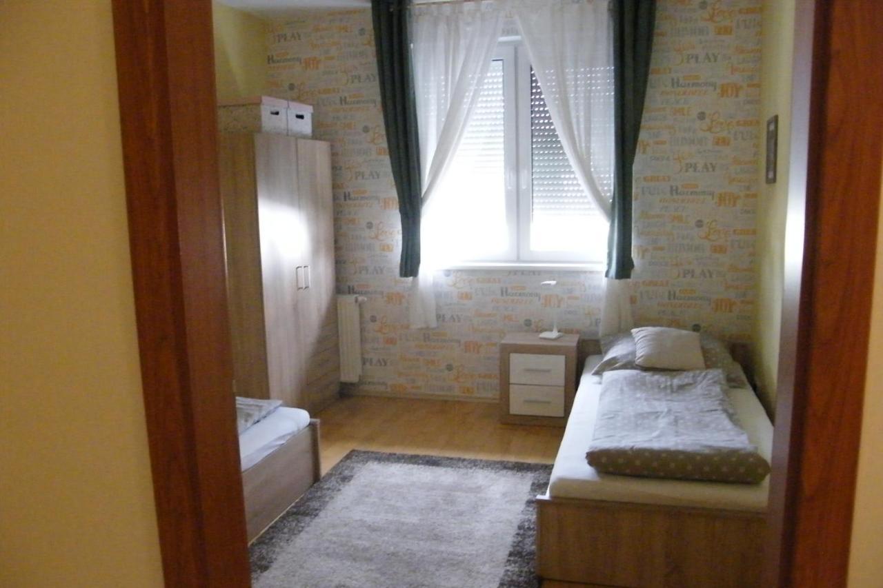 Happy Apartman Hajdúszoboszló Exterior foto